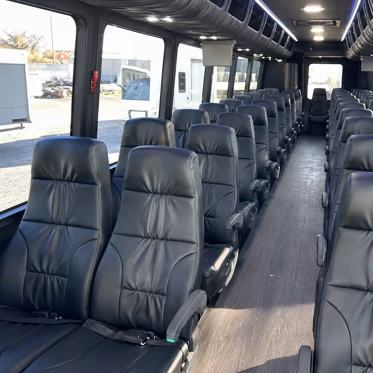 clovis minibus rentals to warnors theatre and saroyan theatre