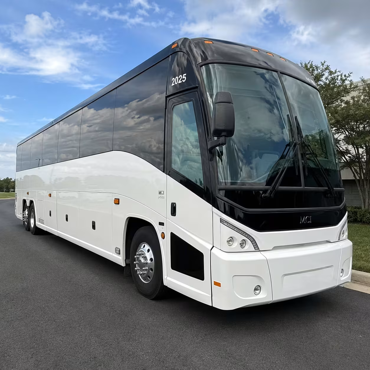 employee shuttle services for clovis businesses and corporate campuses